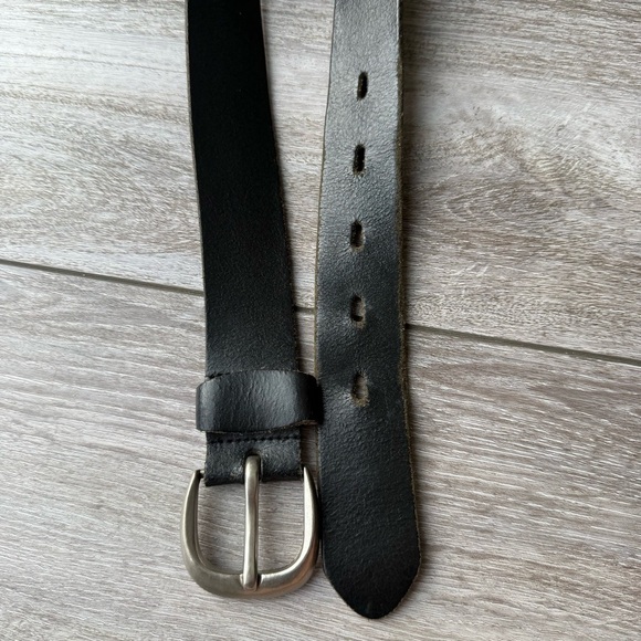 Vintage Black Premium Leather Belt Made in Canada - Picture 10 of 14